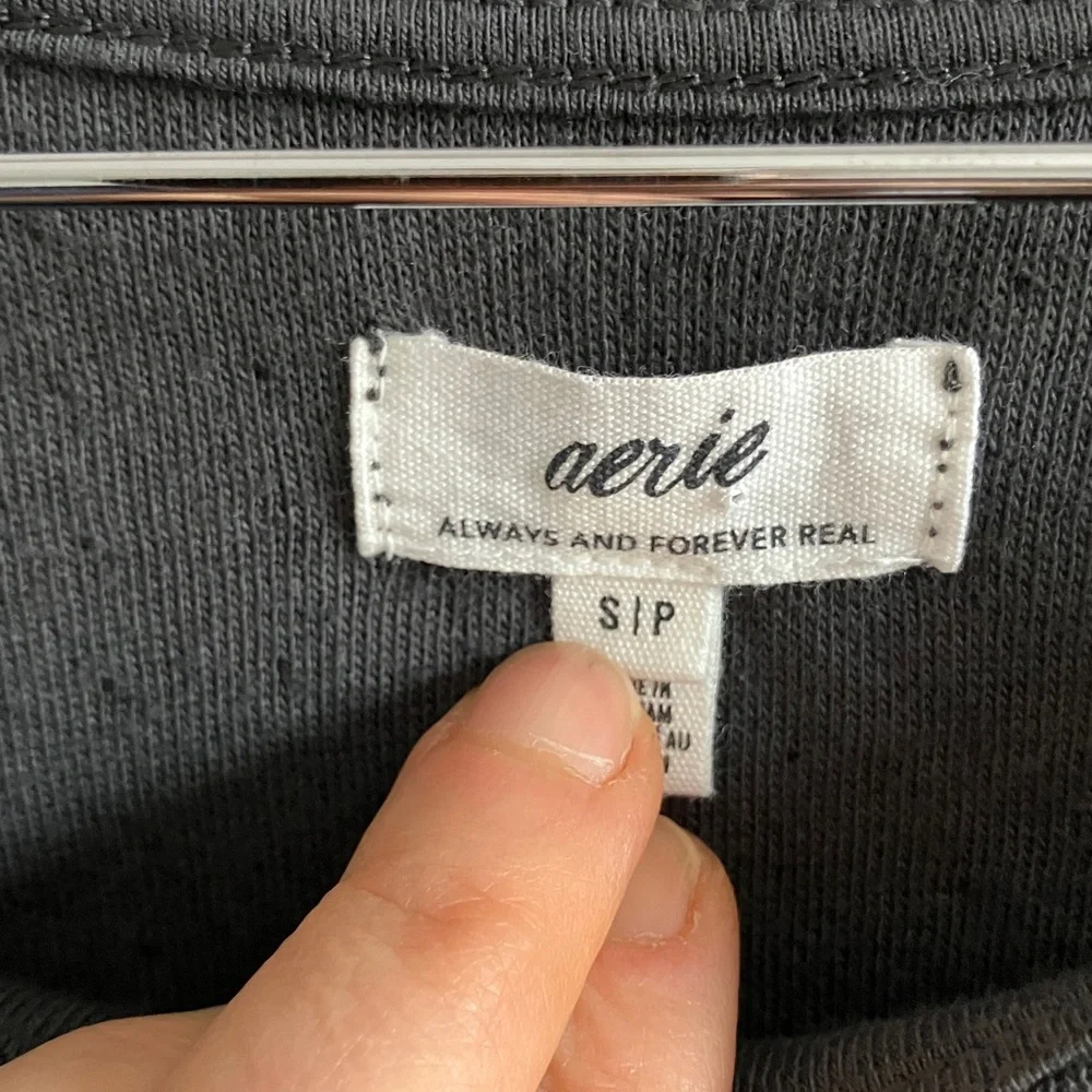 Aerie Endless Summer Crew sweatshirt grey size small oversized NWT - Picture 6 of 9